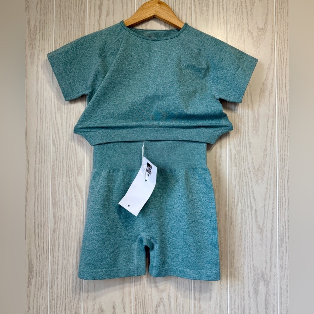 Neuneux Women’s 2-Piece Workout Set Size XL NWT